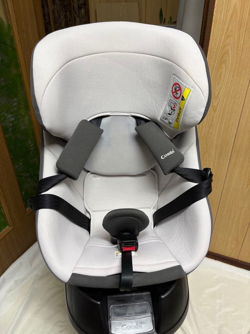 コンビ チャイルドシート クルムーヴスマート エッグショック simplight