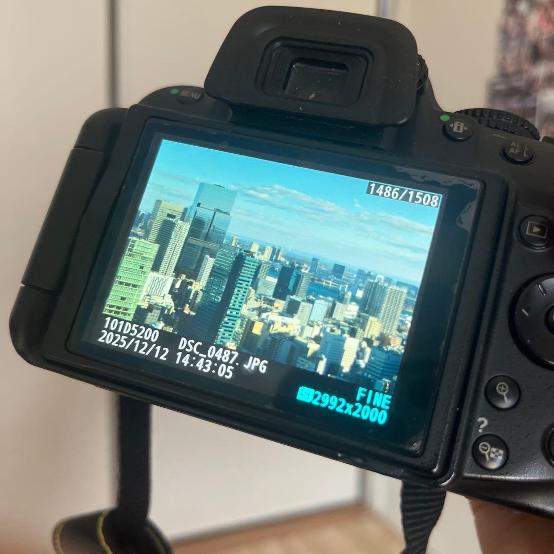 Nikon D5200 DSLR デジタルカメラ