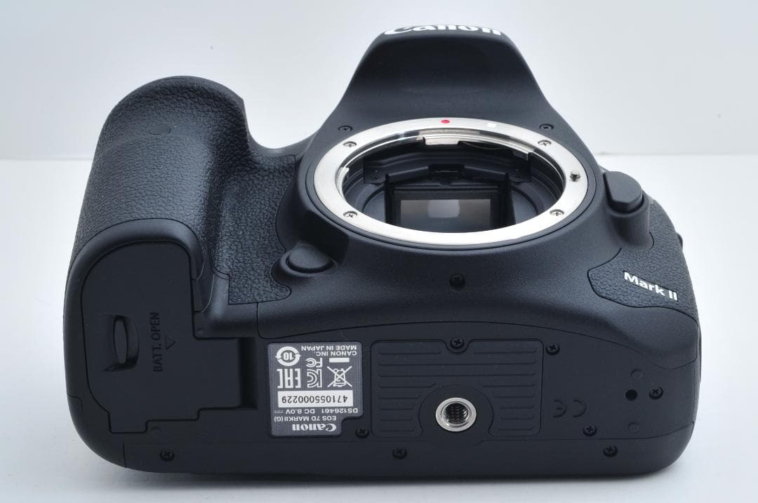 キャノン Canon EOS 7D Mark II ≪シャッター4300回≫