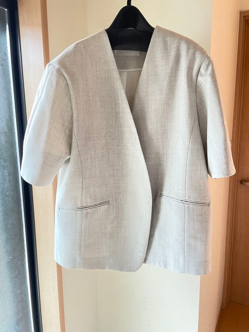 新品未使用タグ付完売品／LOHEN HALF SLEEV JACKET ベージュ