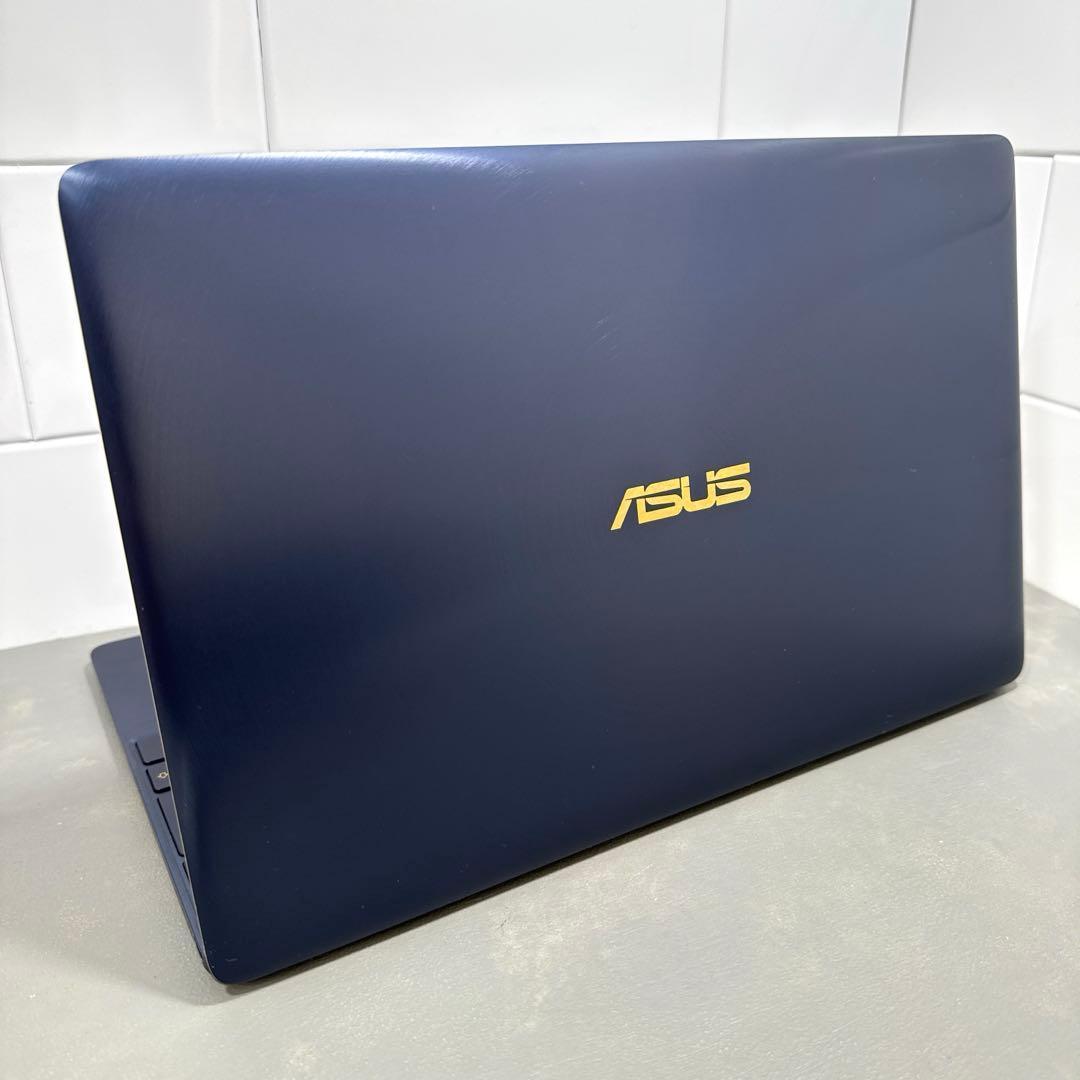 【高性能】ZenbookUX390☘7世代i7☘️NVMe512メモリ16GB