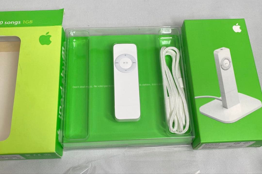 Apple iPod Shuffle 1GB ホワイト