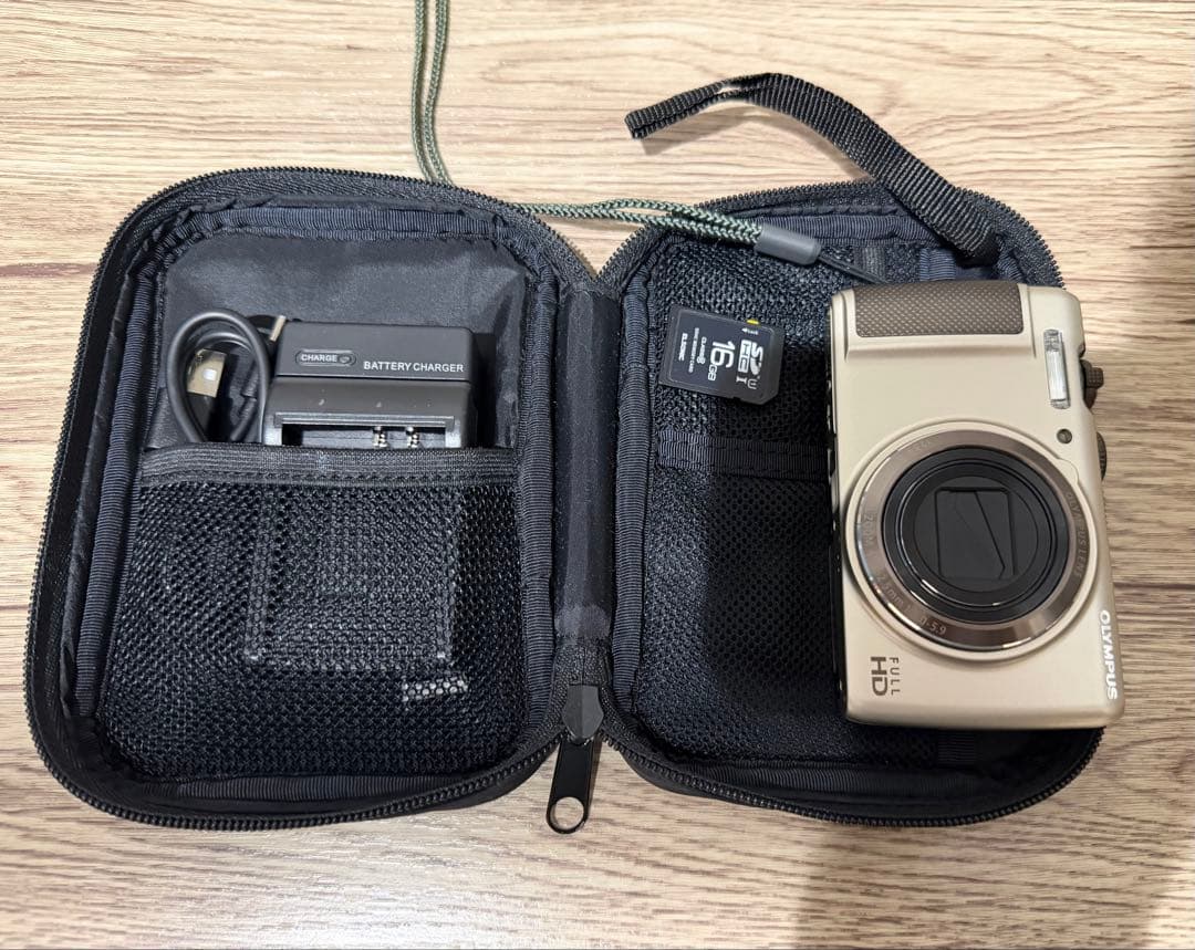 【送料無料】OLYMPUS SH-21 カメラ 美品