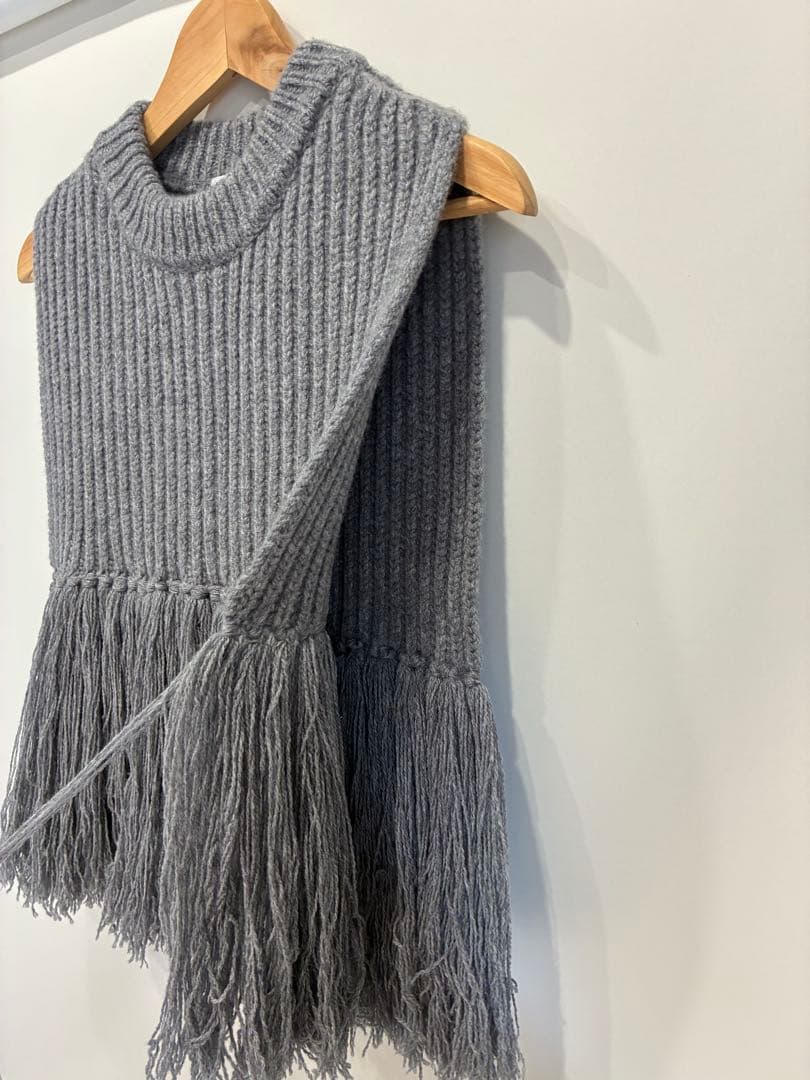 HYKE ウール　フリンジ　ベスト