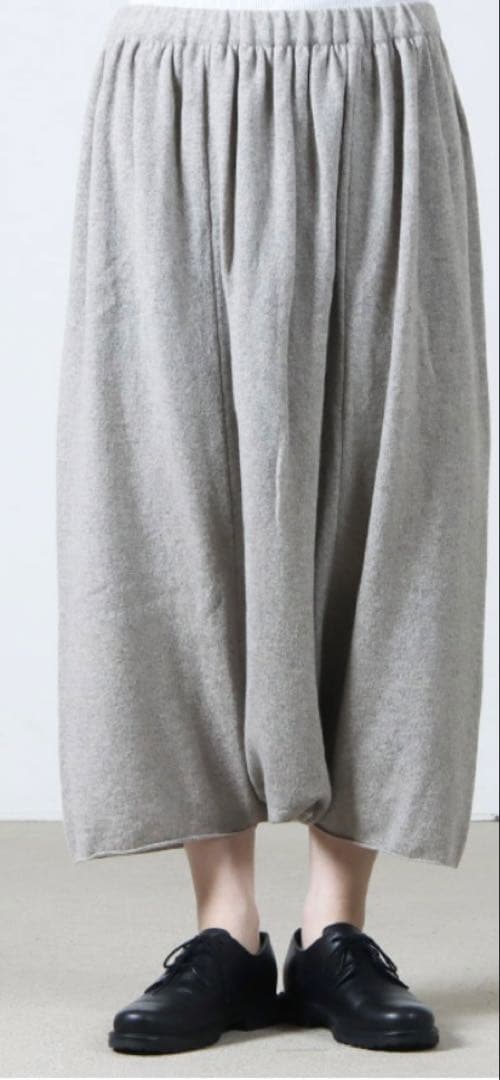 ◾️値下げ不可◾️★未使用★evameva カシミヤサルエルパンツ