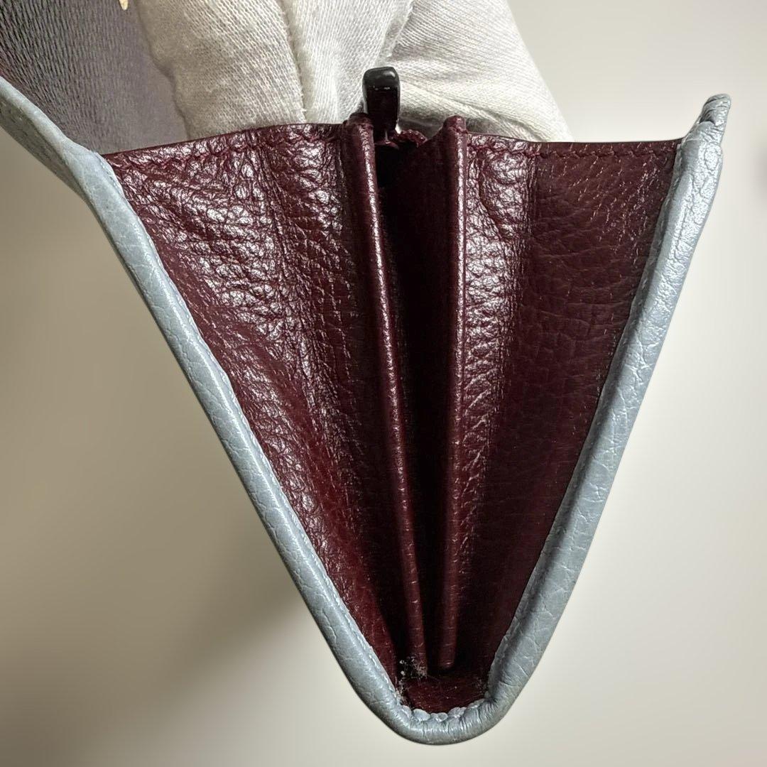 GUCCI ライトグレー　レザー 長財布