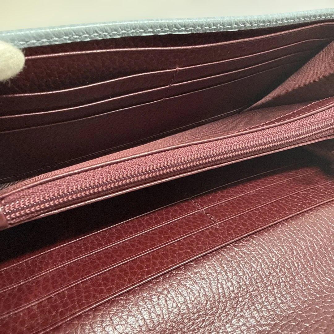 GUCCI ライトグレー　レザー 長財布