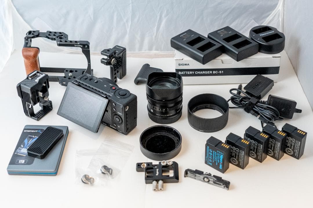 【改造品】SIGMA fp + 45mm F2.8 DG DN おまけ多数