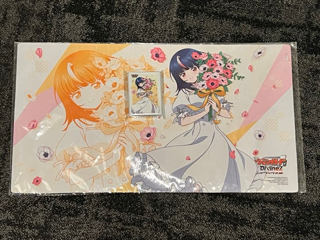 大ヴァンガ祭2025限定プレイマット(明導ヒカリ) スリーブ(明導ヒカリ)セット