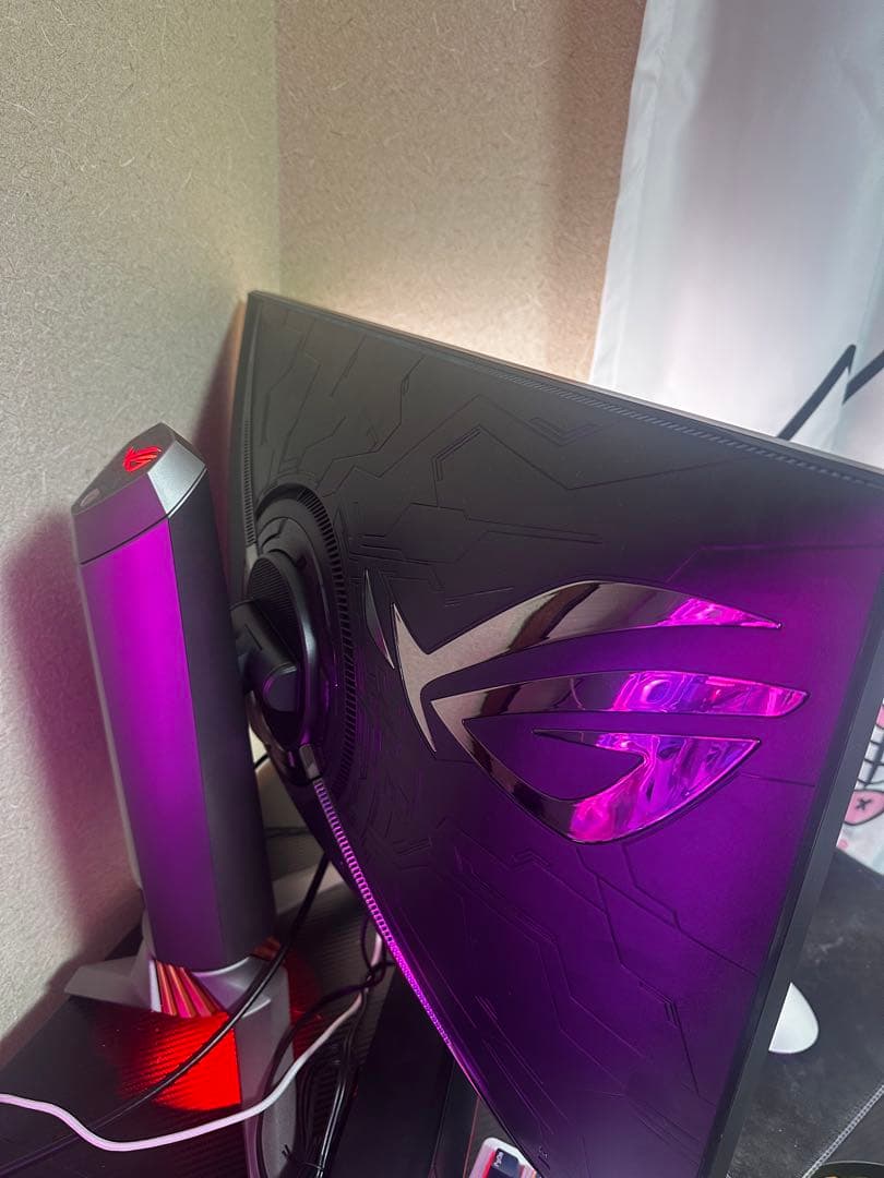 Asus Rog Swift PG27UQ 4K 144Hz モニター