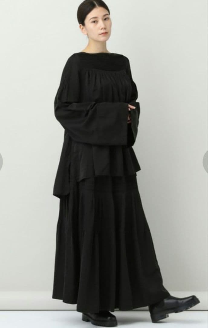 Curensologyシルクコットンボリュームピンタックブラウス&スカート