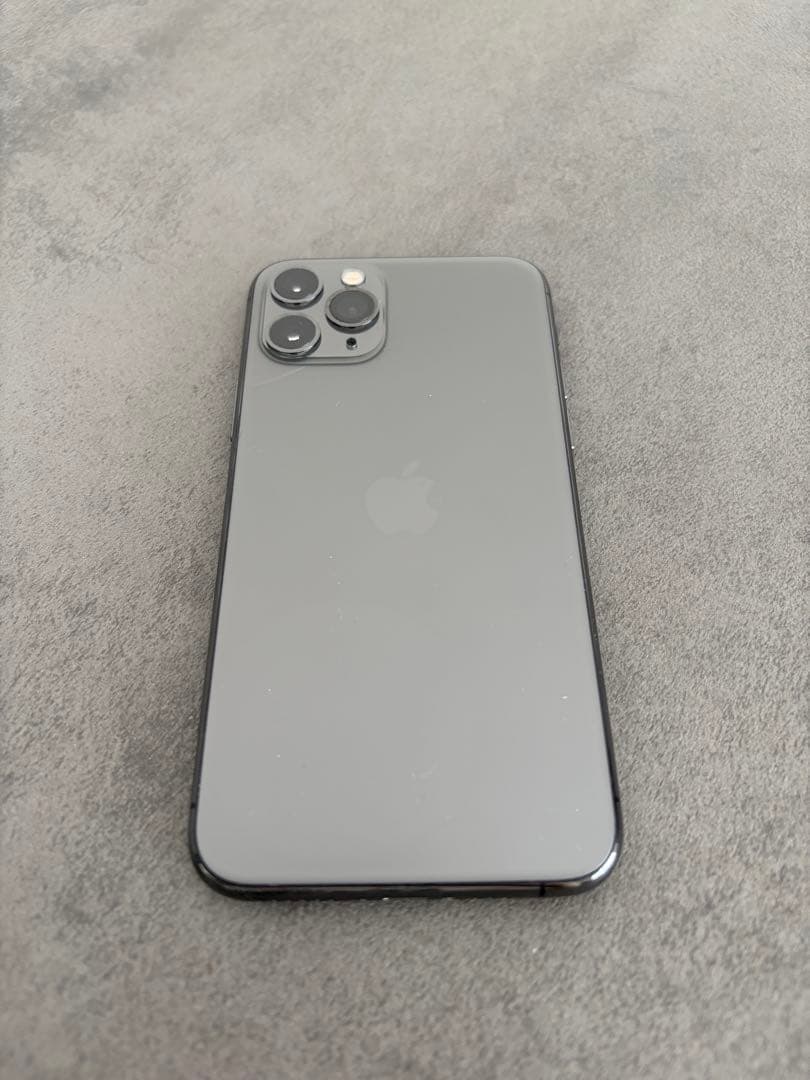 iPhone 11 Pro バッテリー84%