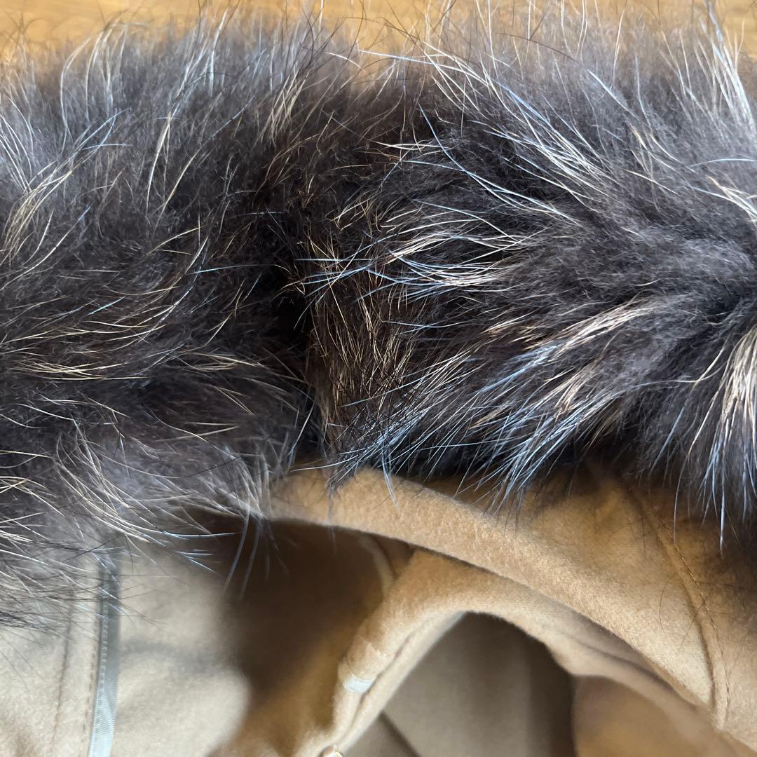 【美品】23区20周年記念ベージュフード付きコート (ロロピアーナ)