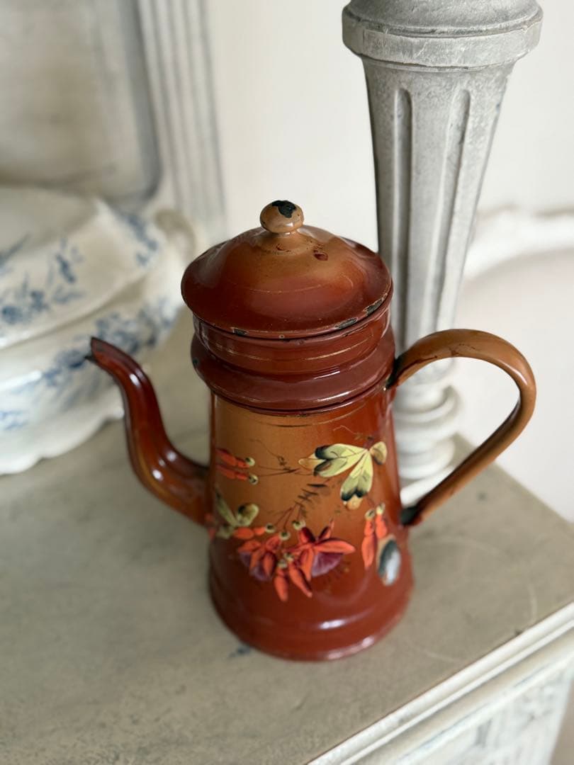 フランスアンティークホーロー秋色茶色グラデーションフクシア柄コーヒービギンポット