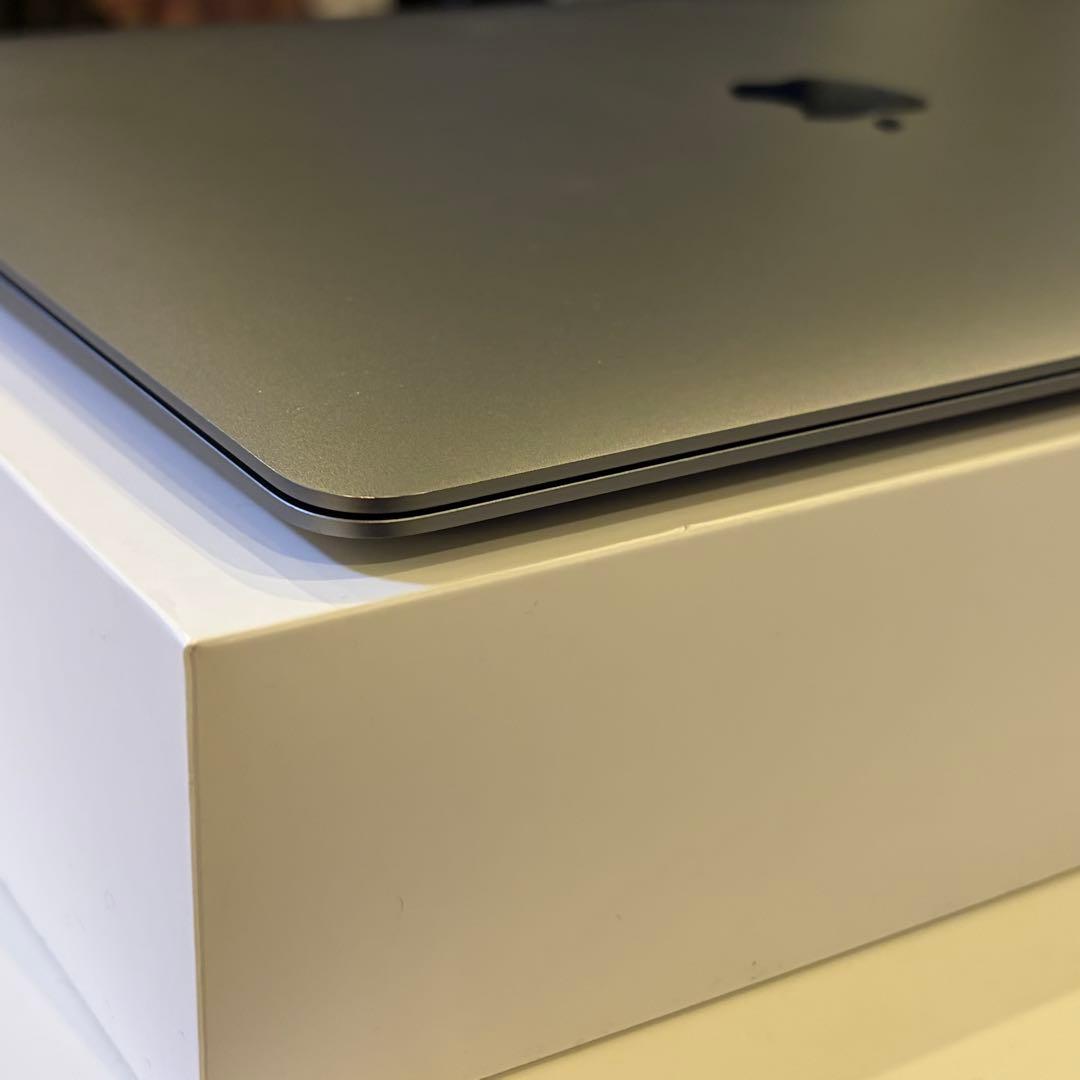 ◾️美品◾️MacBook Air13／メモリ16GB／SSD1TB／充放電144回