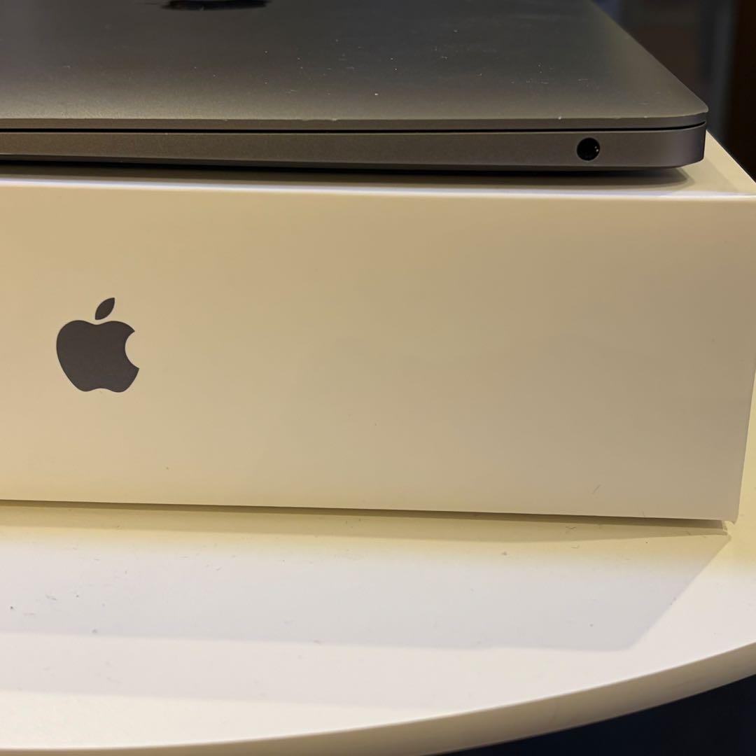 ◾️美品◾️MacBook Air13／メモリ16GB／SSD1TB／充放電144回