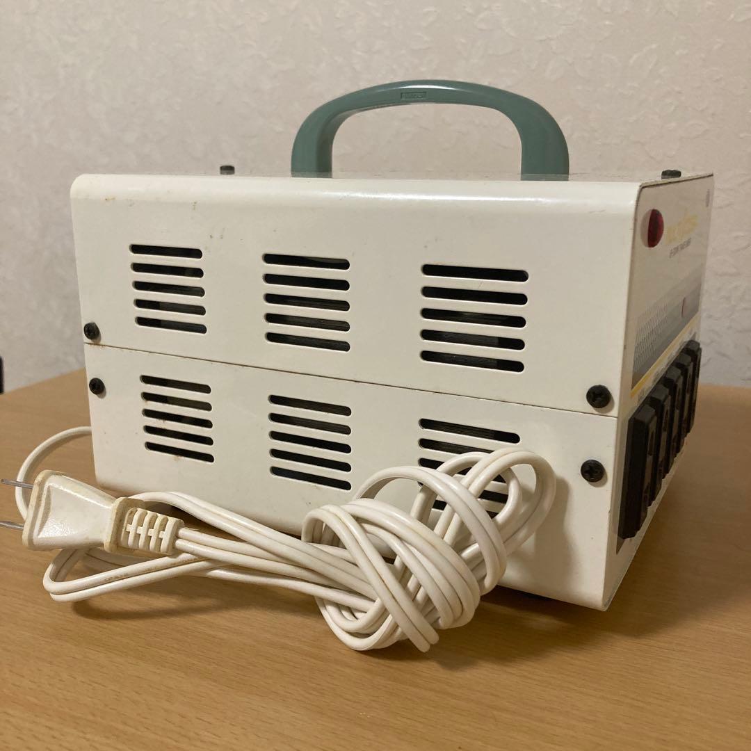 スワロー電機　MULTI POWER SU-1000 変圧トランス（昇降圧）