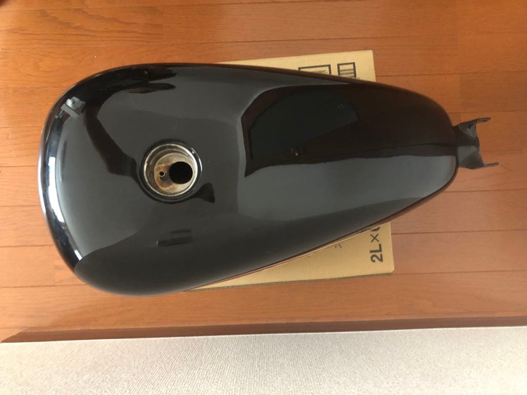 スポーツスター インジェクション用 XL883R タンク ブラック XL1200