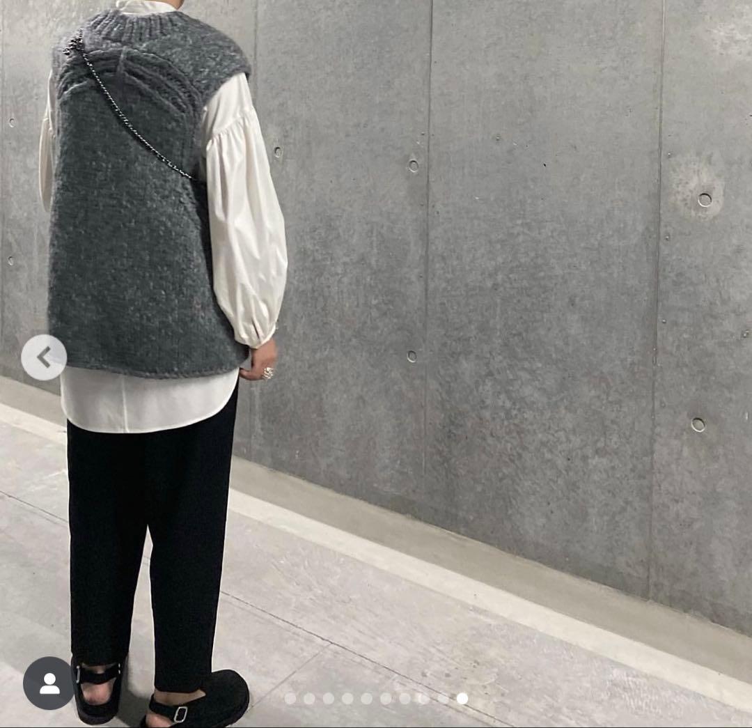 hana 　lohen ローヘン　カシミヤVネックベスト　グレー