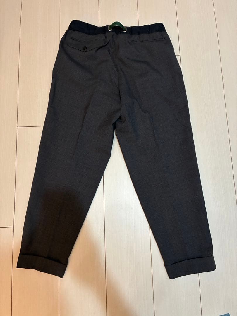 kolor BEACON カラービーコン　スラックス　ダークグレー