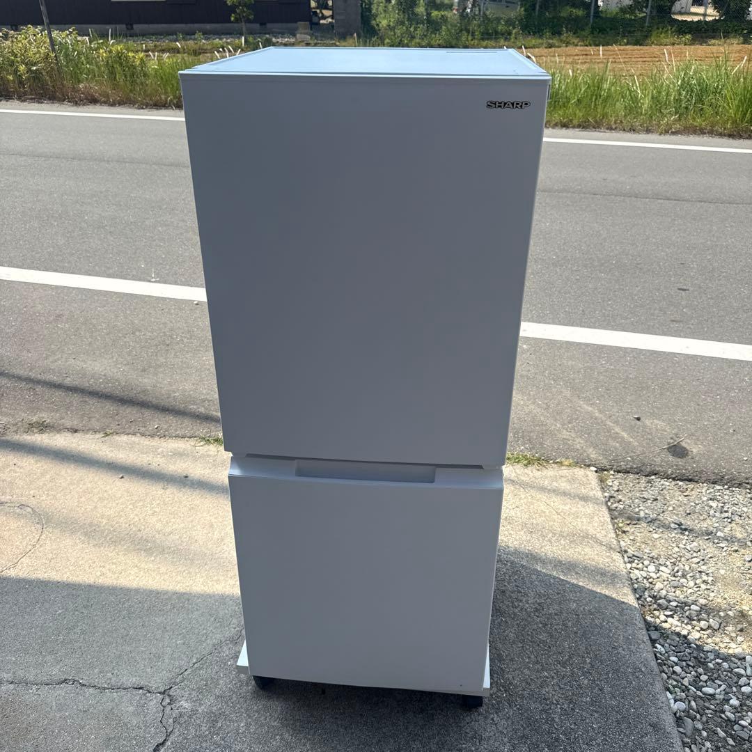 SHARP 一人暮らし冷蔵庫 SJ-D15J-W 152L 2023年製
