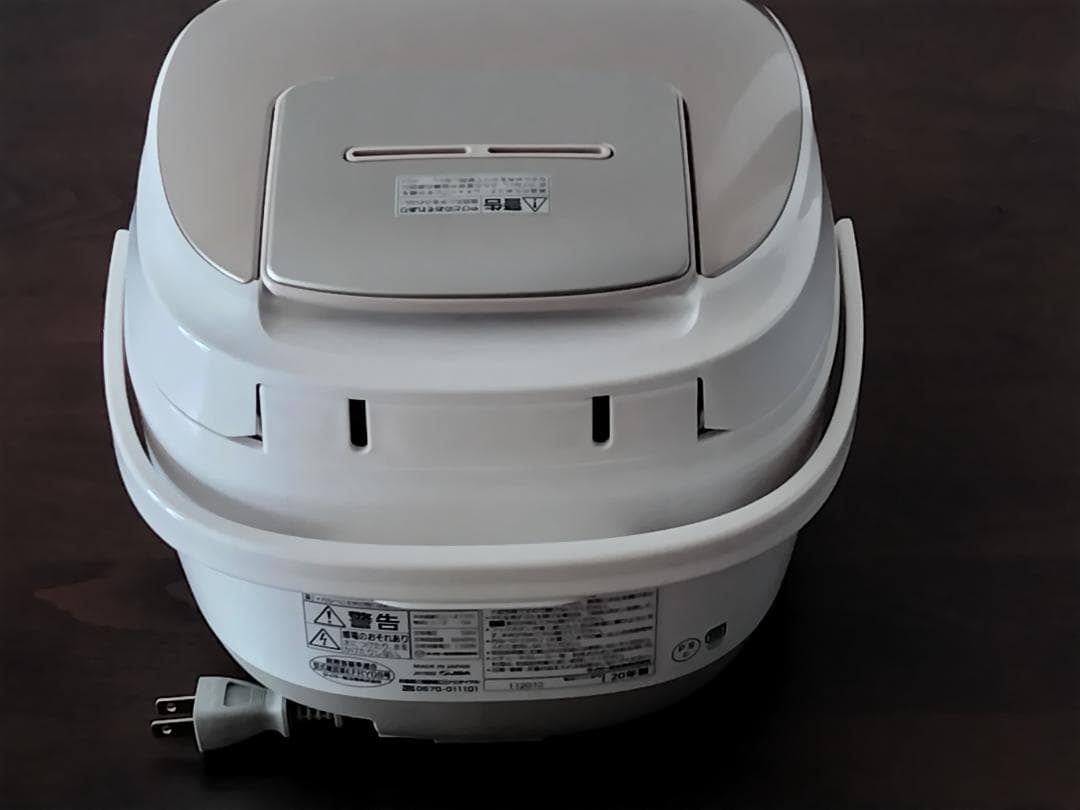 【美品】TIGER 圧力IHジャー炊飯器〈炊きたて〉　JPK-A100 ホワイト