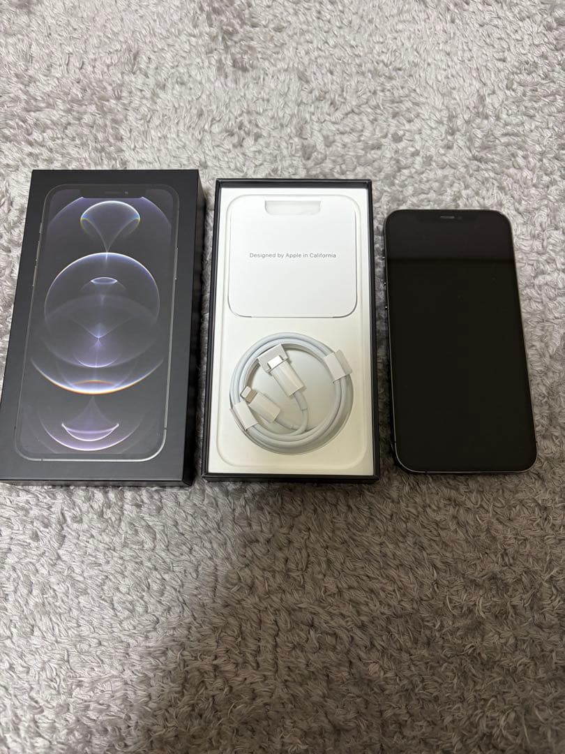 【美品】Apple iPhone12Pro グラファイトSIMフリー