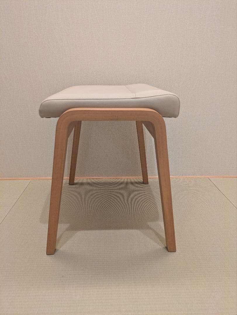 【カリモク】karimoku スツール 木製 ナチュラル 国産