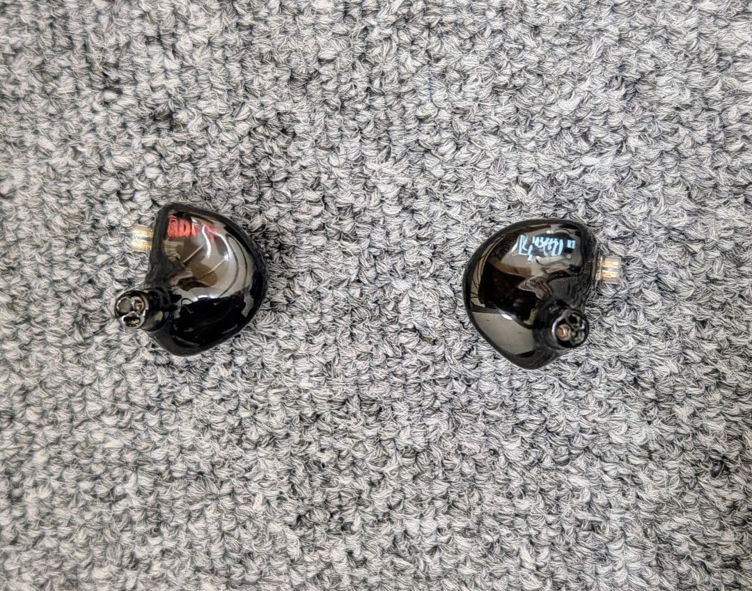 イヤホン Unique Melody MASON V2 maestro