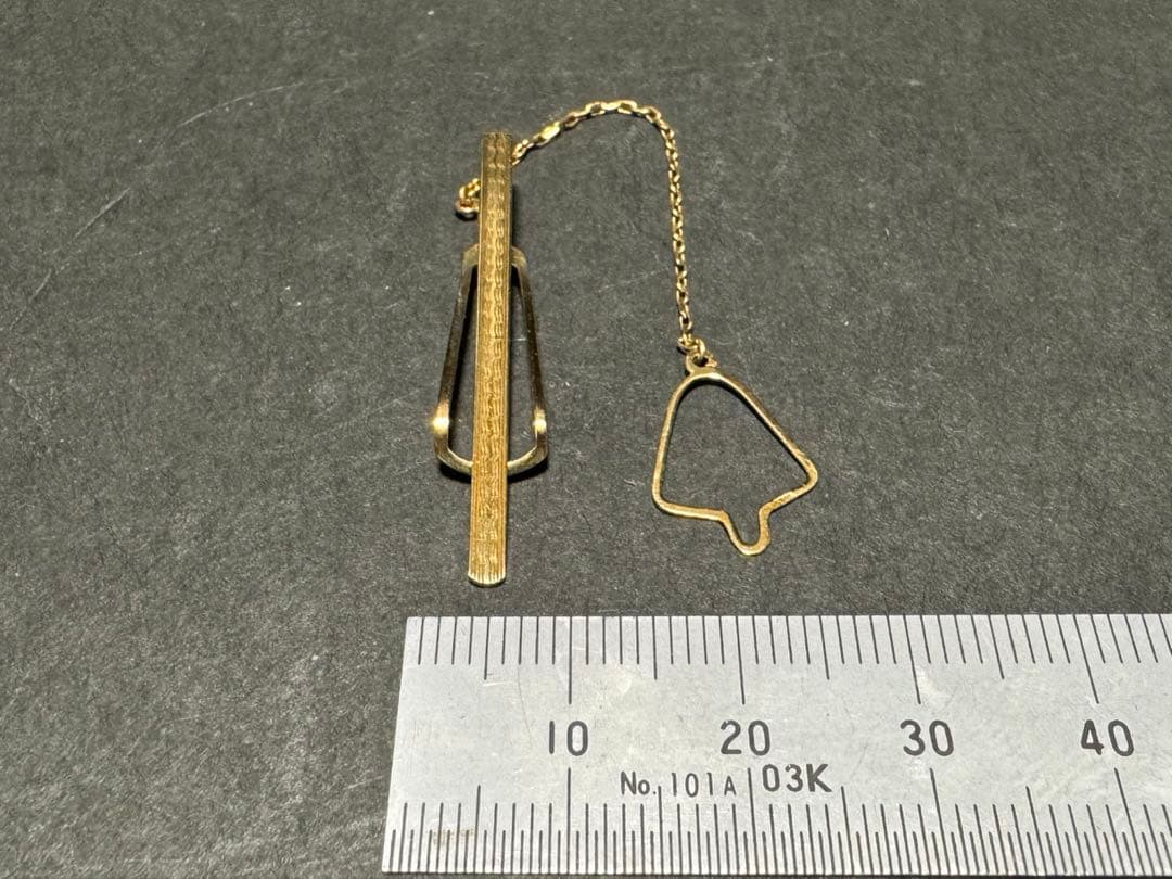 ぴ*の様 K18 刻印 タイピン チェーン付き / 不用品 現状渡し