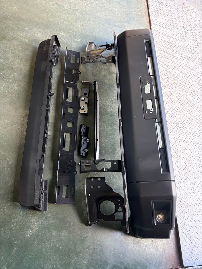 【送料込み】GDJ76 フロントバンパー 再再販ランクル70