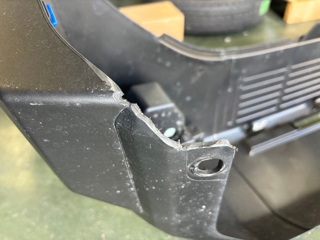 【送料込み】GDJ76 フロントバンパー 再再販ランクル70