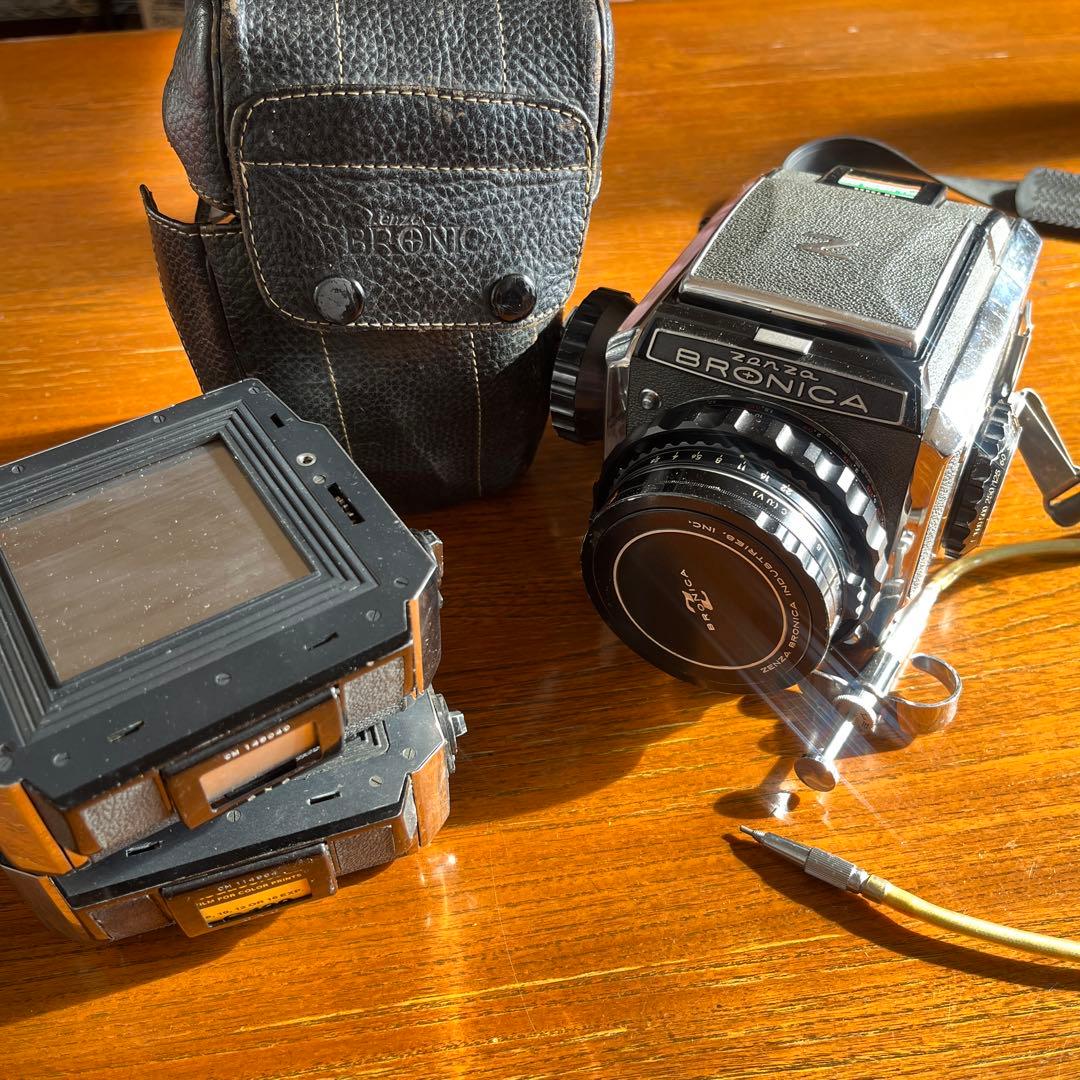 Zenza Bronica 6x6 フィルムカメラ