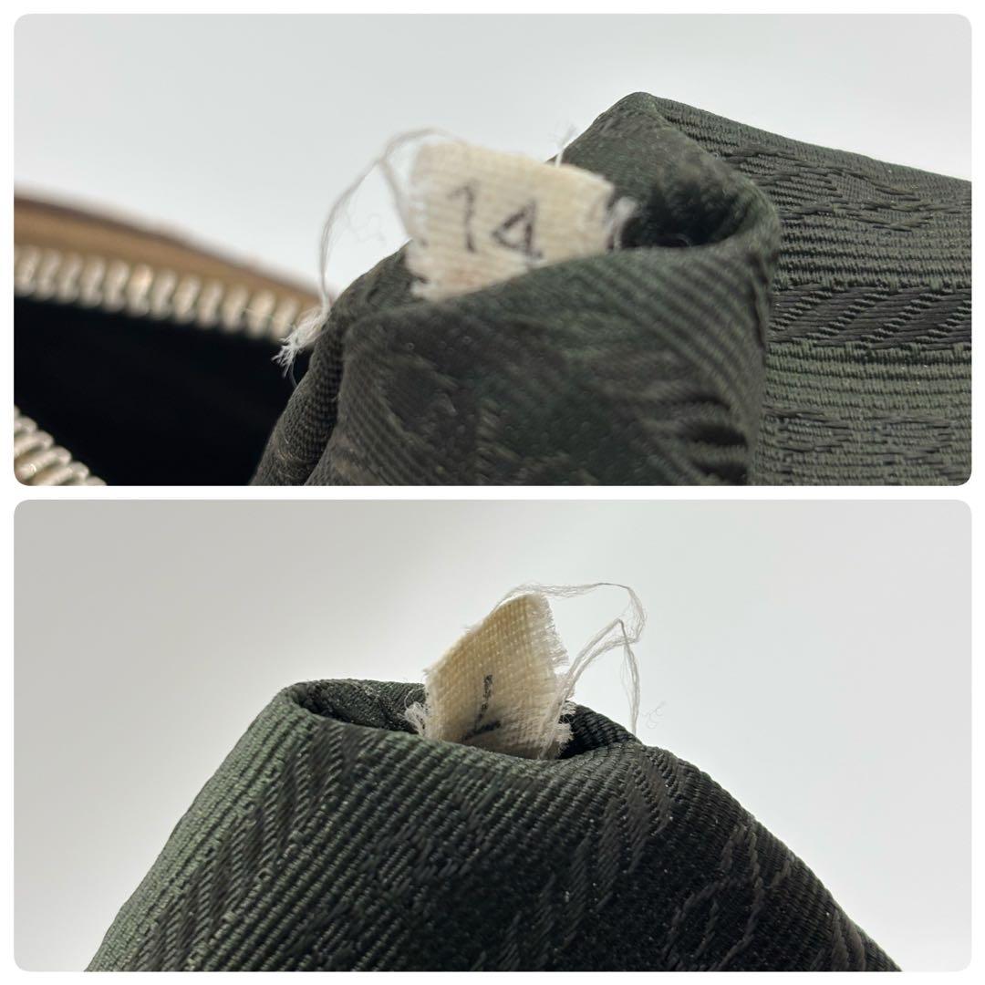 【ショッパー付】プラダ ハンドバッグ レザー 南京錠 ラウンドファスナー