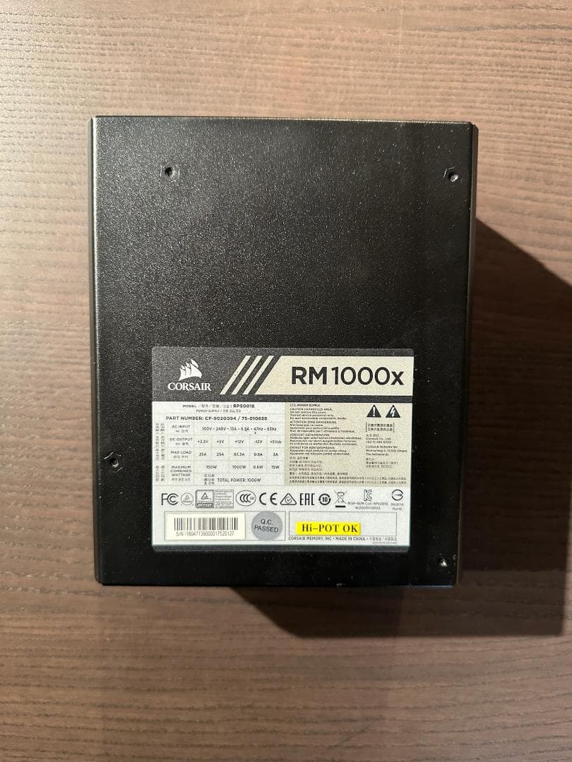中古CORSAIR RM1000x CP-9020094-JP　（美品）