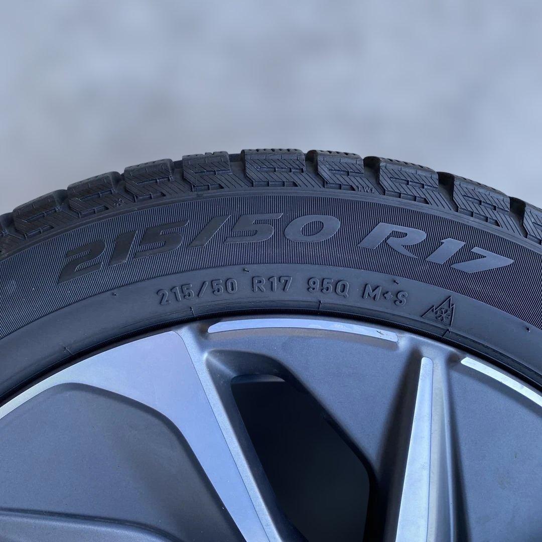 中古溝ありピレリスタッドレスセット215/50R17 インサイト、ジェイド