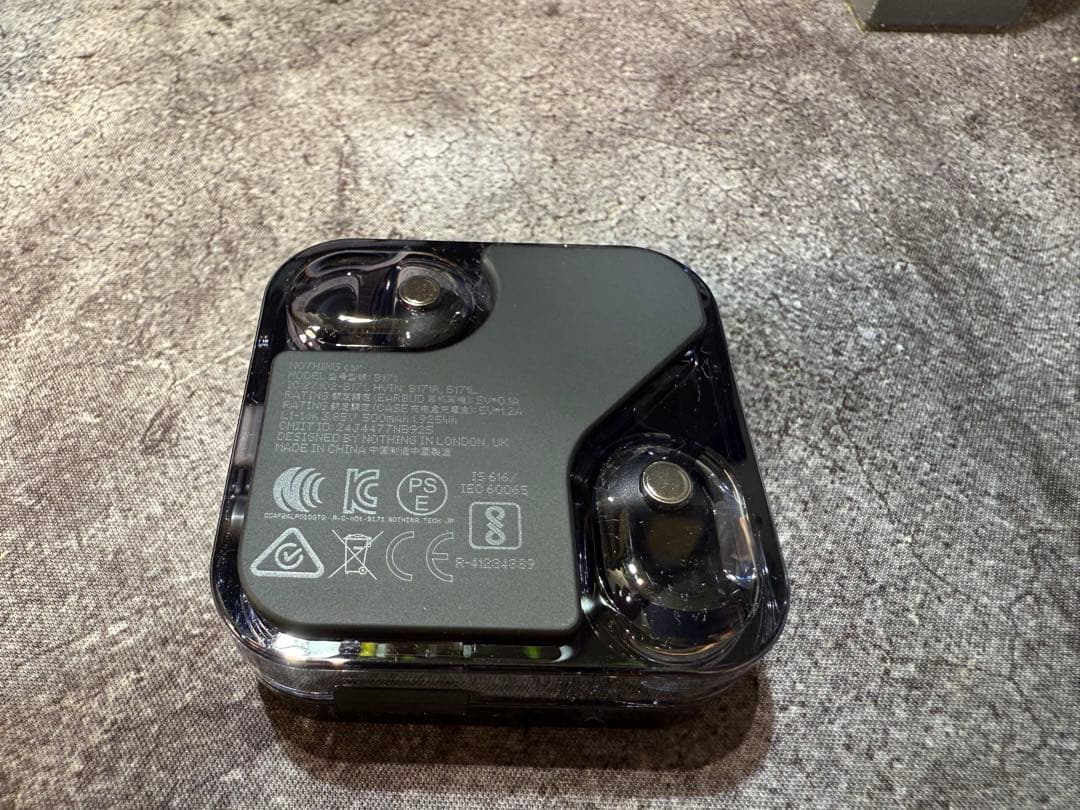 イヤホン Nothing ear