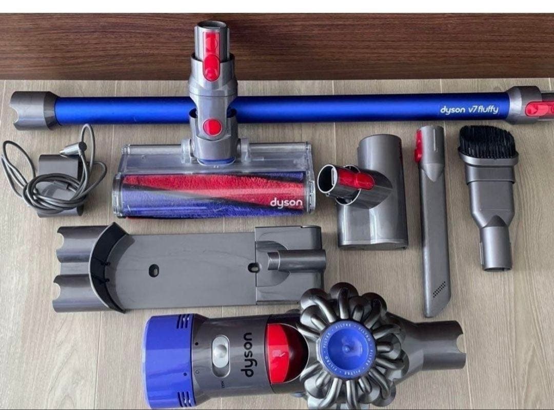 ダイソン純正動作確認済Dyson V7 fluffy コードレス掃除機