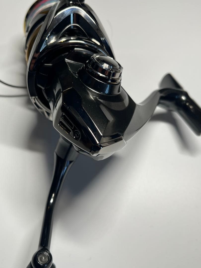 シマノ 20 TWIN POWER 4000MHG スピニングリール