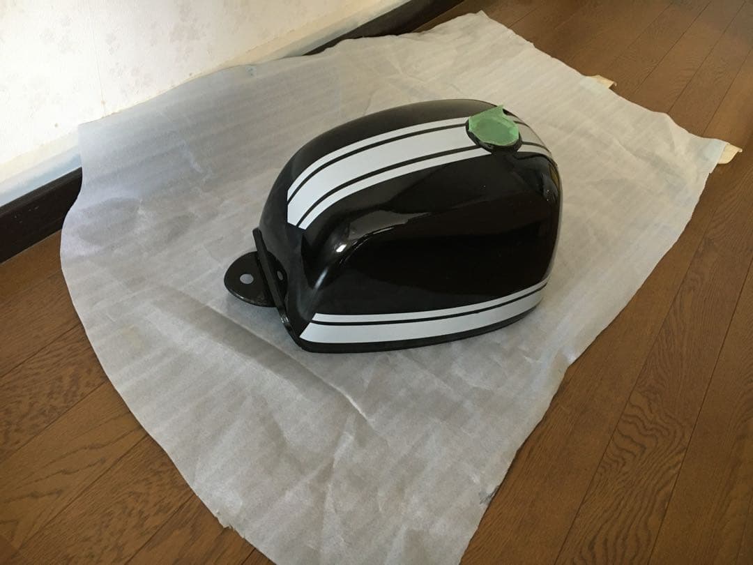 ゴリラ　純正タンク/純正サイドカバー