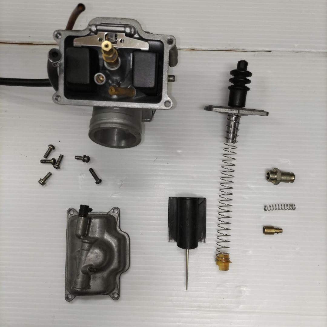 ミクニ　2サイクル用加速ポンプ付きキャブレター