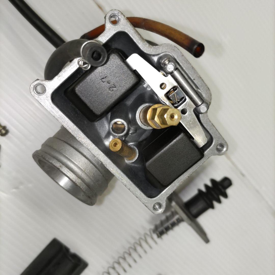 ミクニ　2サイクル用加速ポンプ付きキャブレター