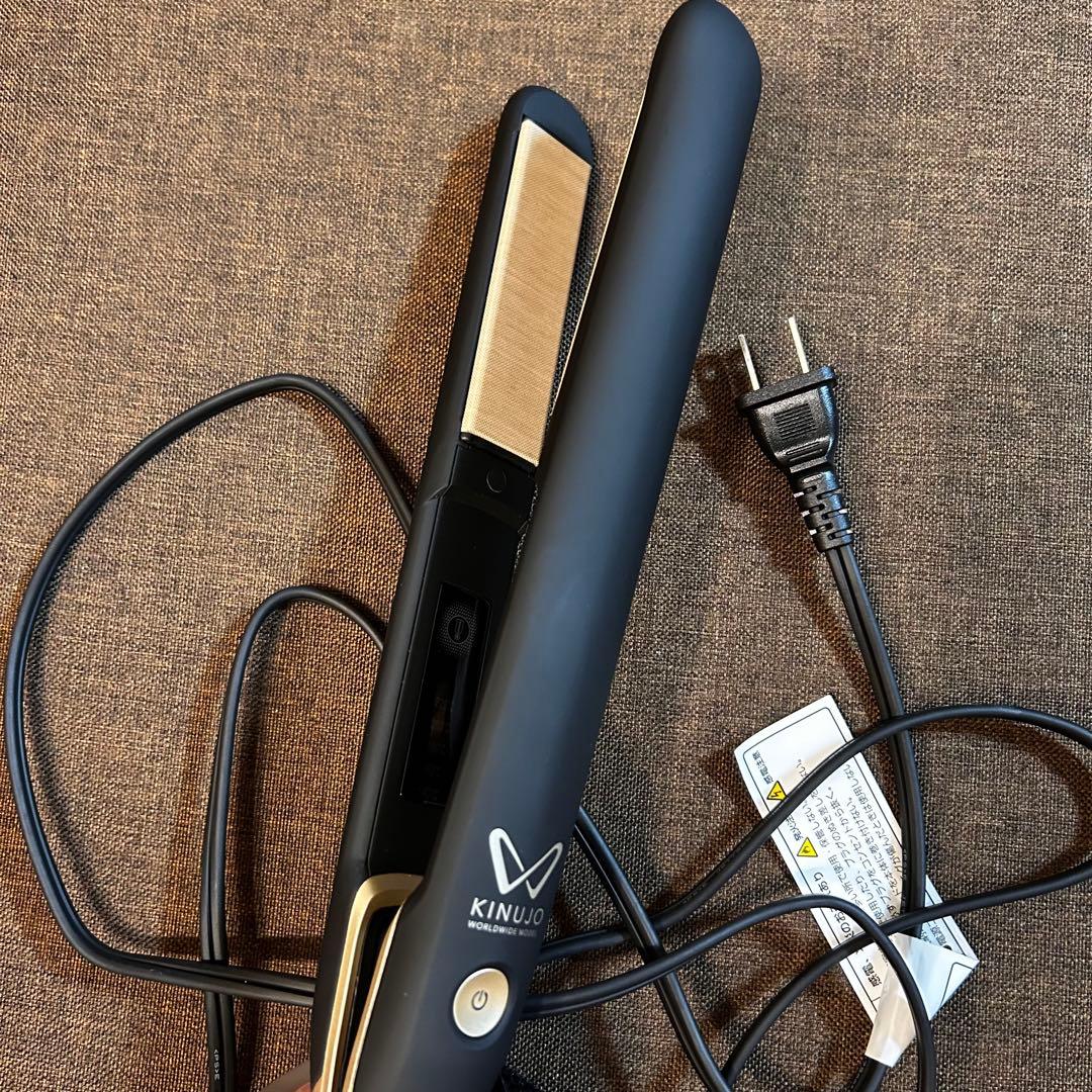 KINUJO 絹女　ストレートヘアアイロン ブラック　DS200BK