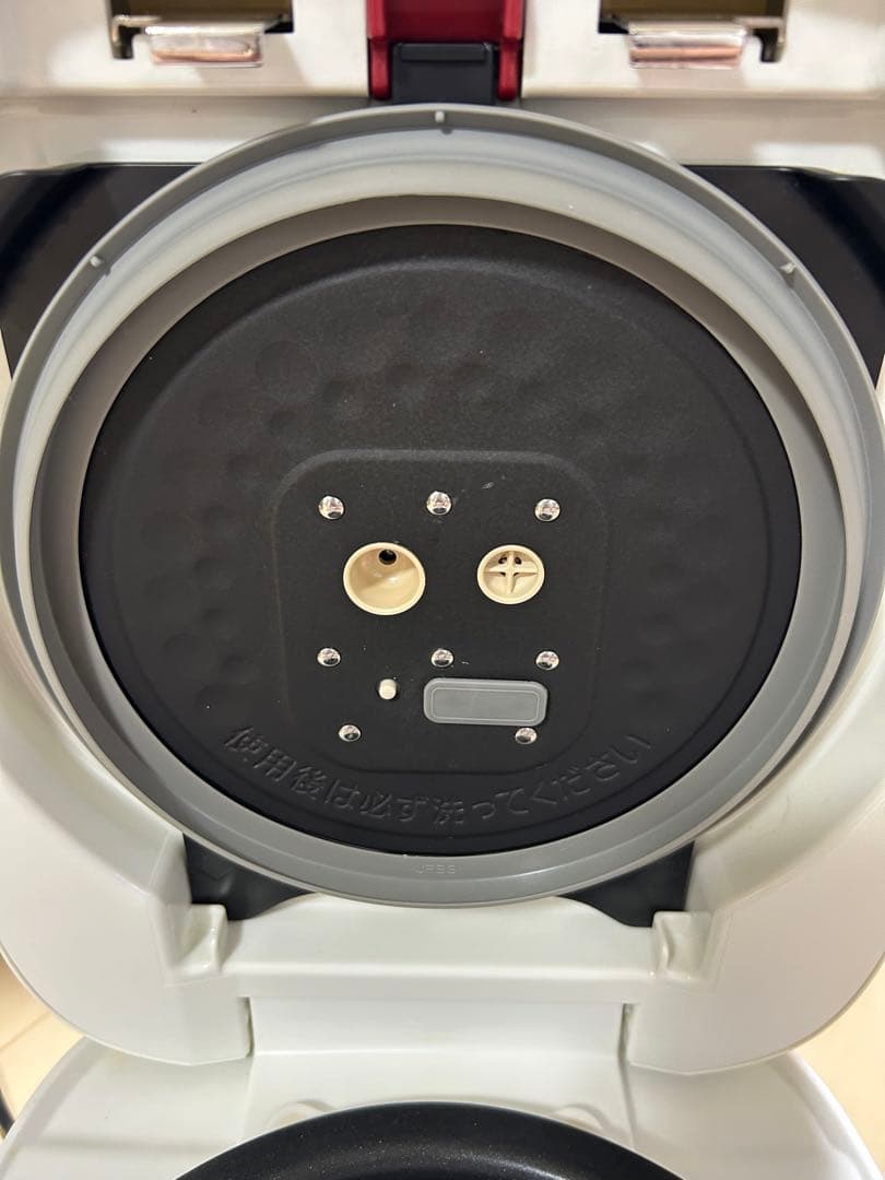 TIGER JPJ-H101 炊飯器 日本製　内蓋新しめです