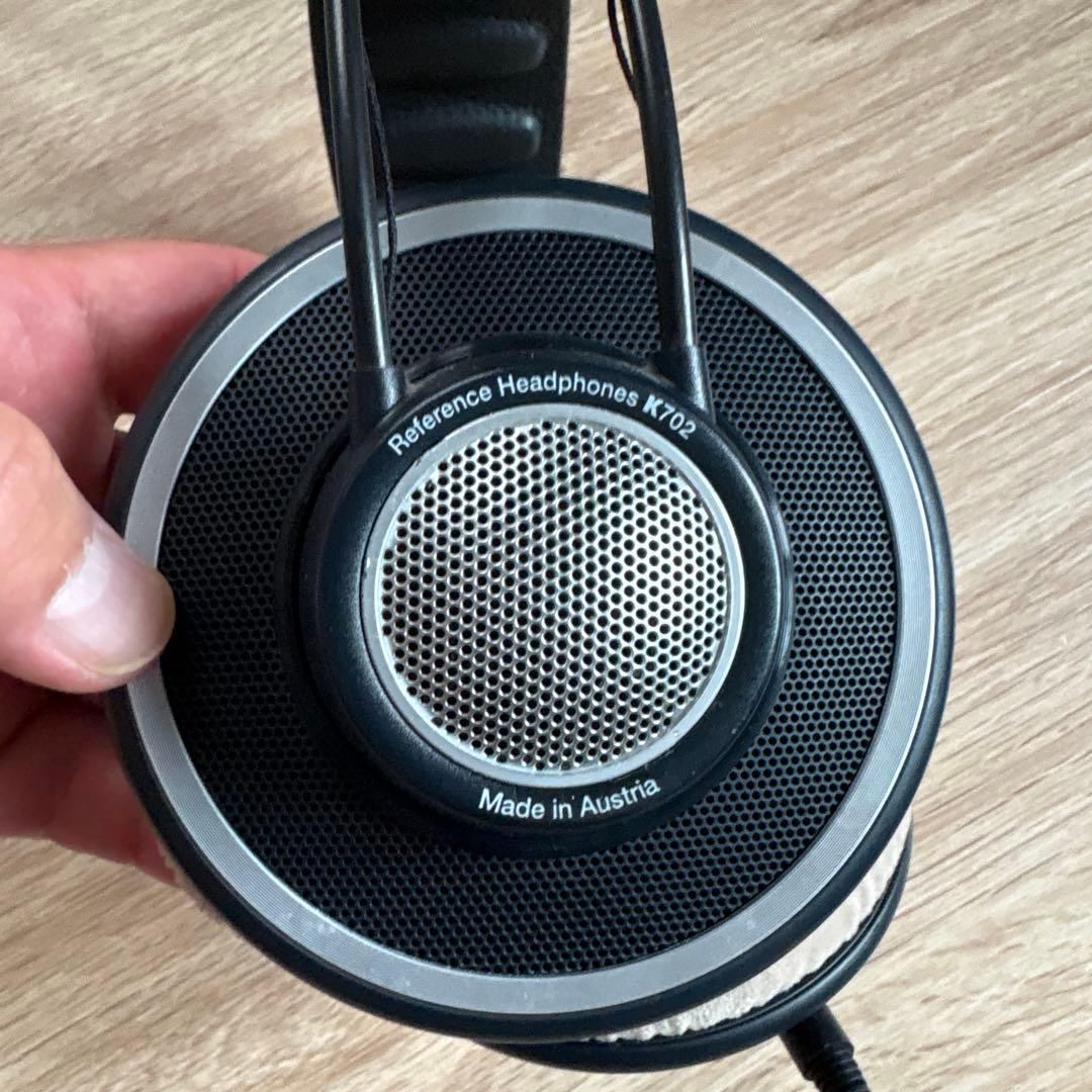 AKG K702 オープンバックヘッドフォン 中古