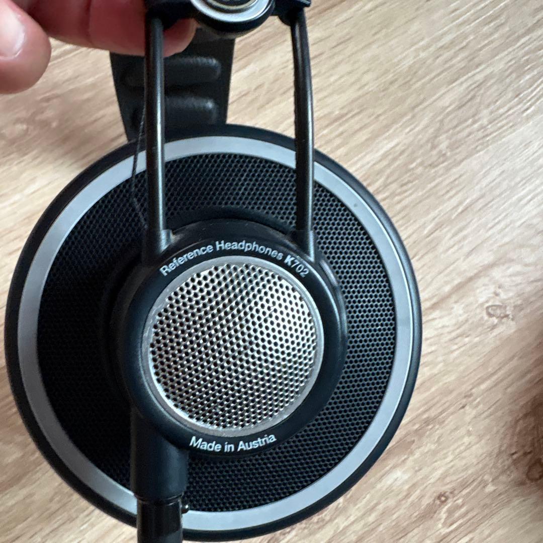 AKG K702 オープンバックヘッドフォン 中古