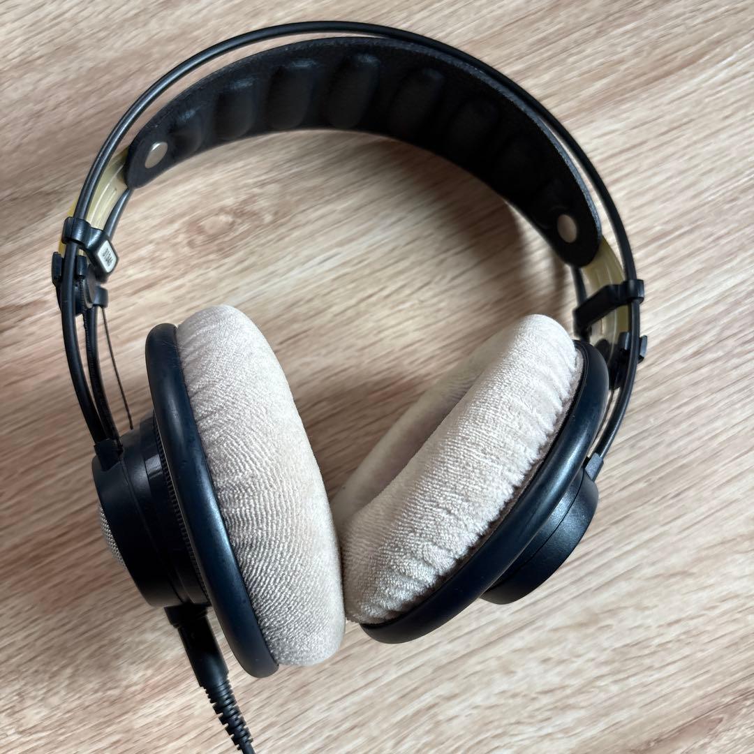 AKG K702 オープンバックヘッドフォン 中古