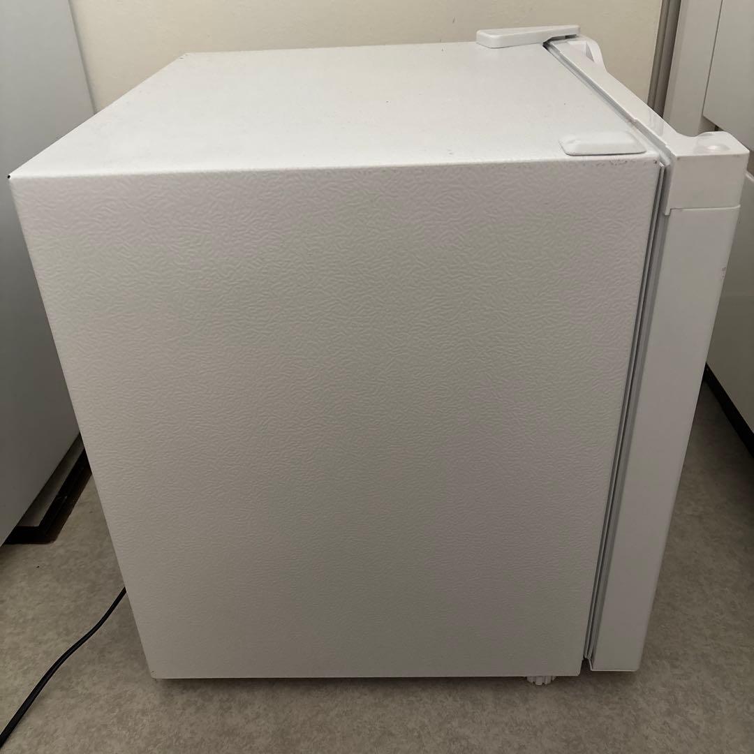 冷凍庫 MAXZEN JR031ML01WH 中古 小型冷凍庫