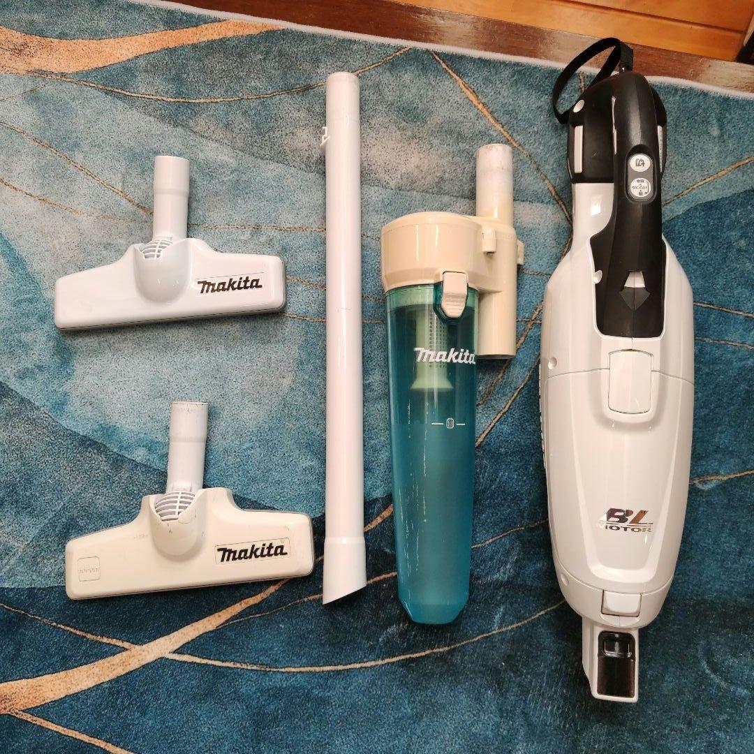 【美品】Makitaマキタ充電式クリーナーCL282FD