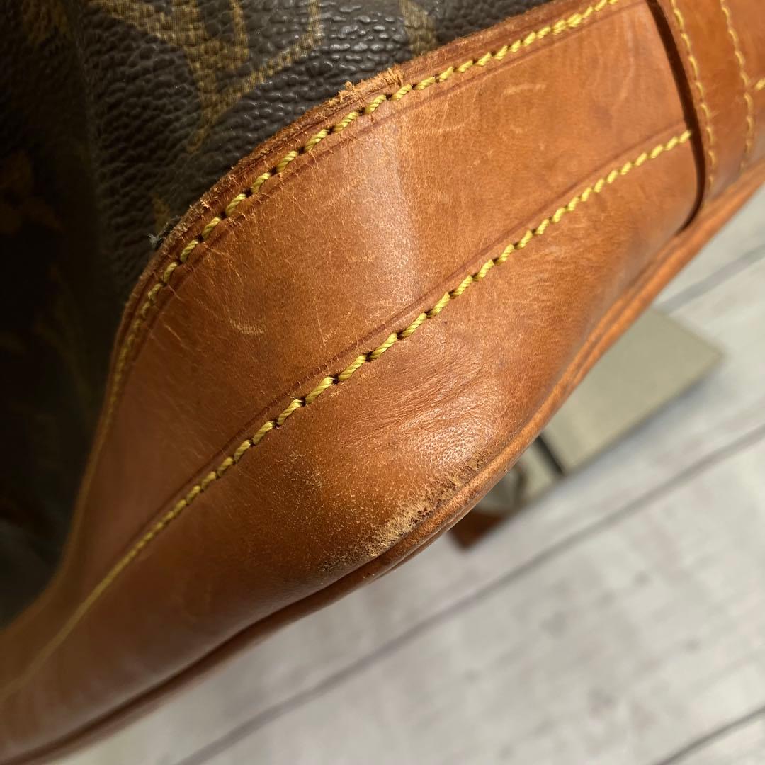 VUITTON ヴィトン　ショルダーバッグ　ノエ